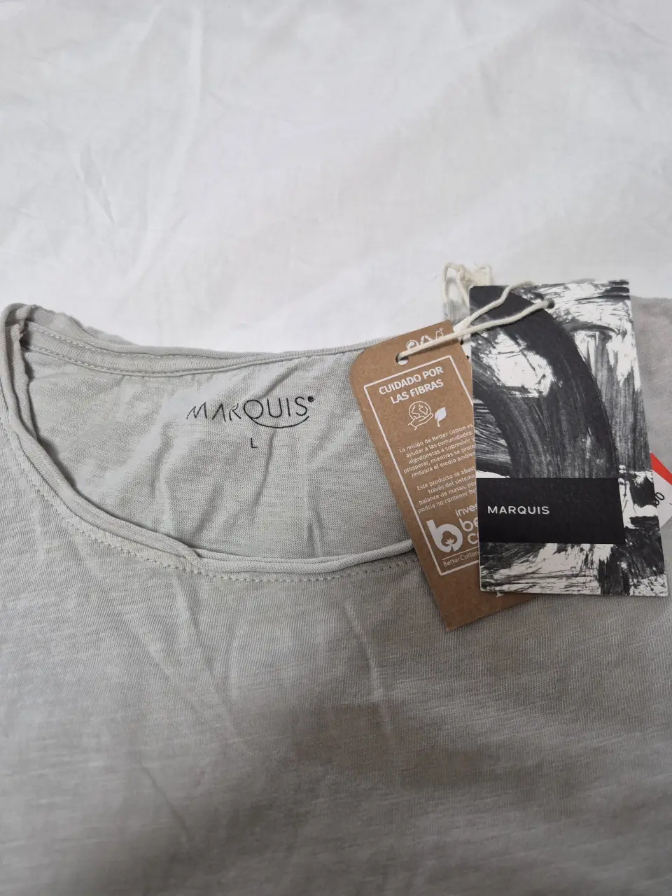 Remera Marquis - Vista 2