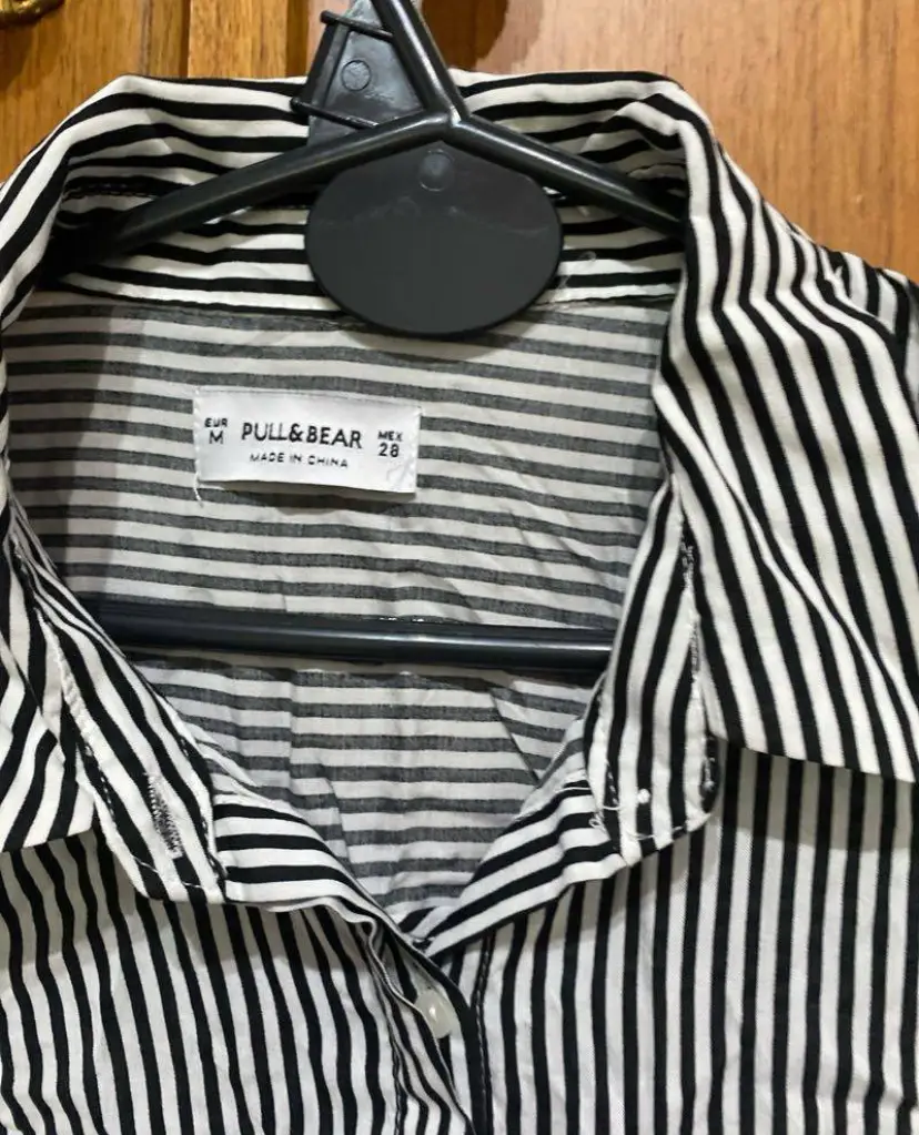 Camisa PULL&BEAR - Vista 2