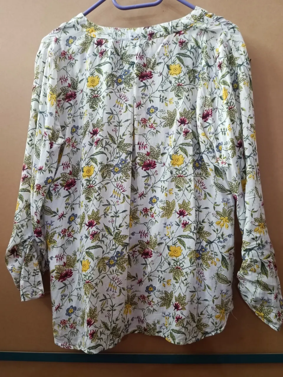 Blusa LU by LOLITA - Vista 2