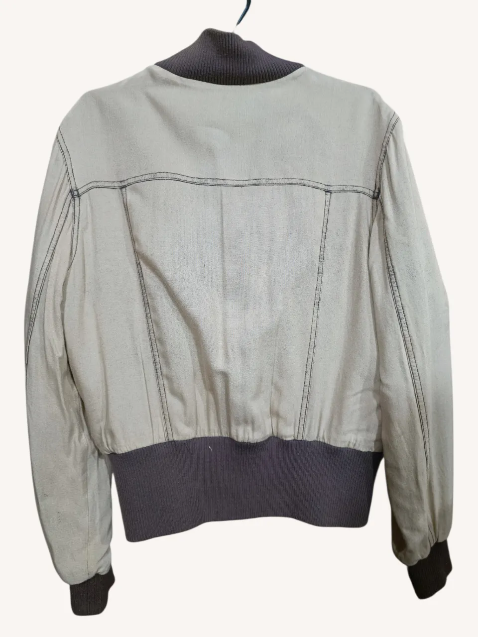 Campera Dnk - Vista 2