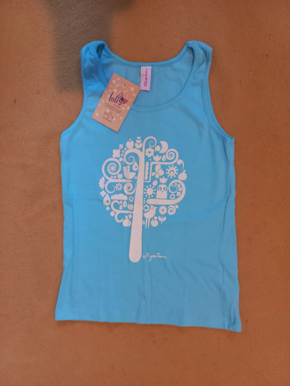 Remera Loli - Vista 2