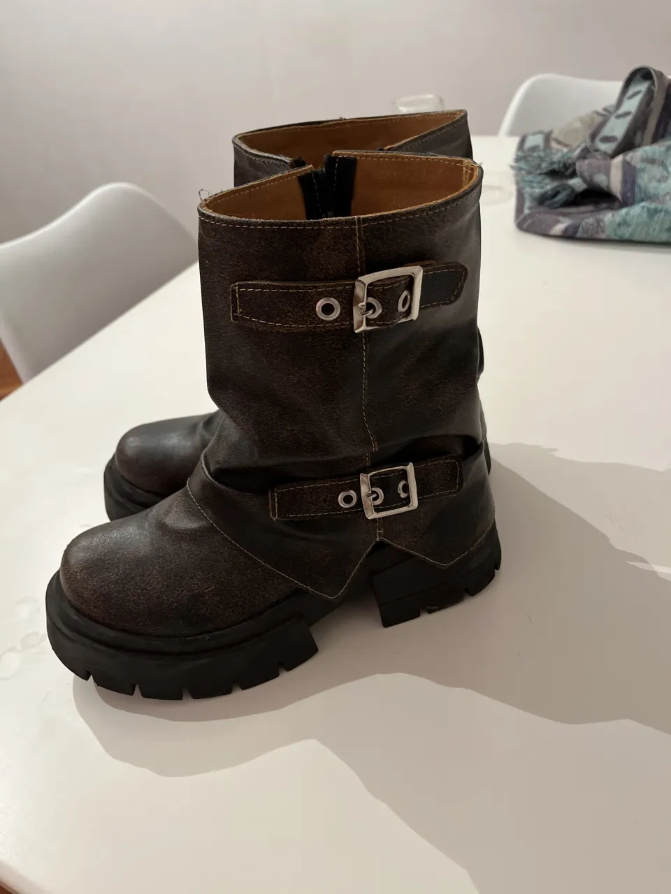 Borcegos Kendra - Vista 3