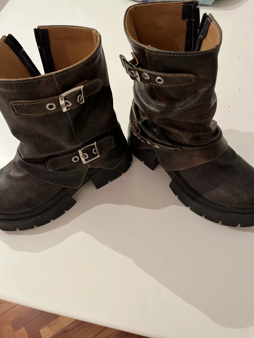 Borcegos Kendra - Vista 4