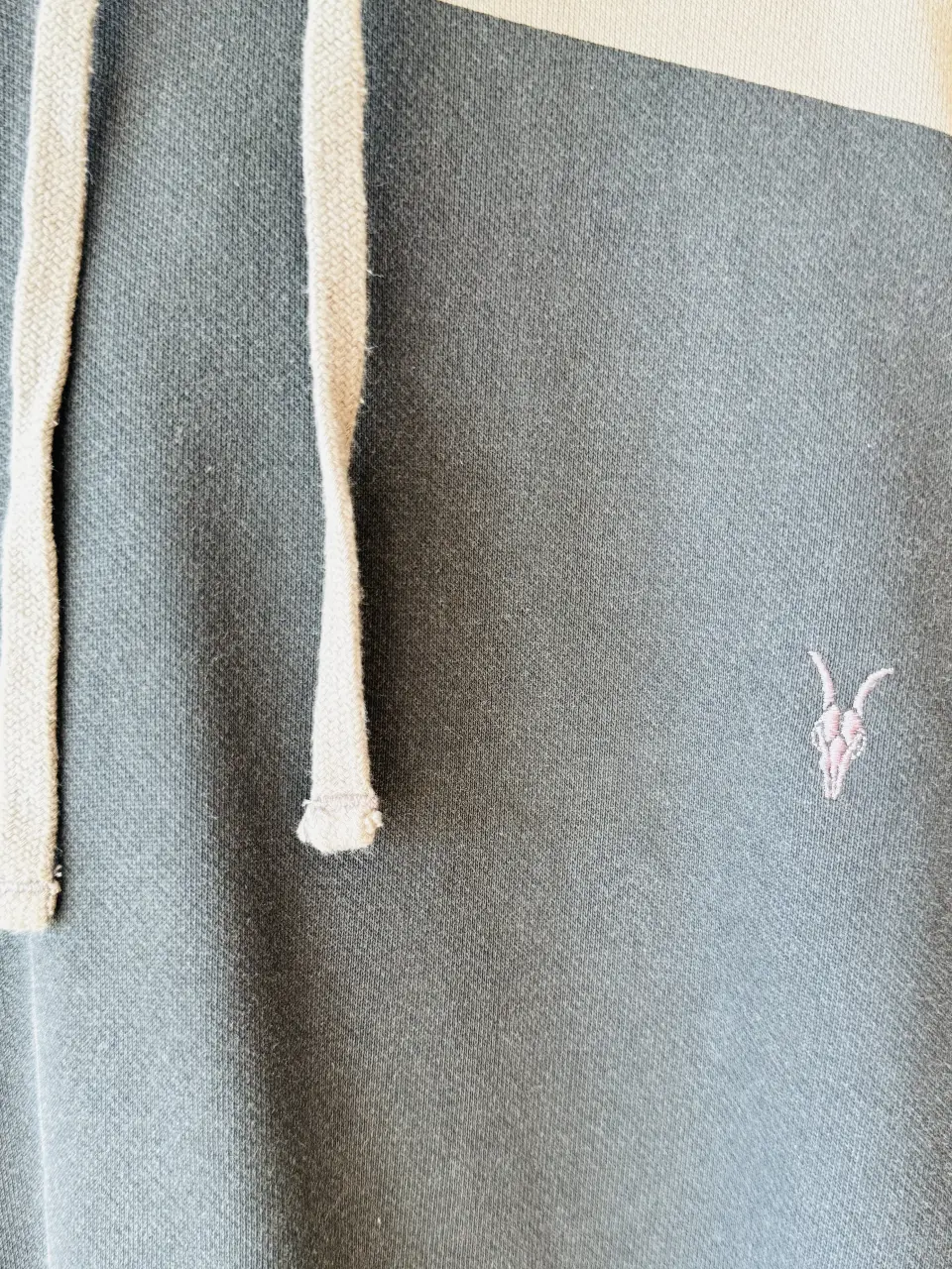 Buzo AllSaints - Vista 3