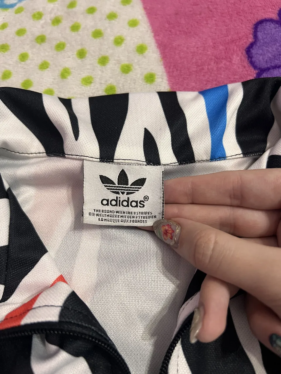 Campera adidas - Vista 2