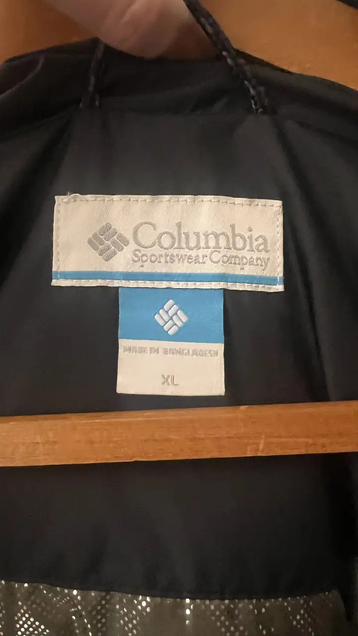 Campera Columbia - Vista 4