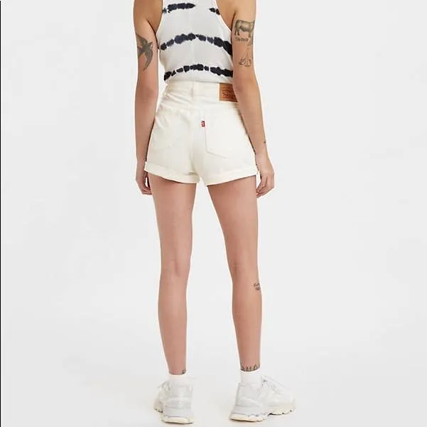 Short Levi's - Vista 5