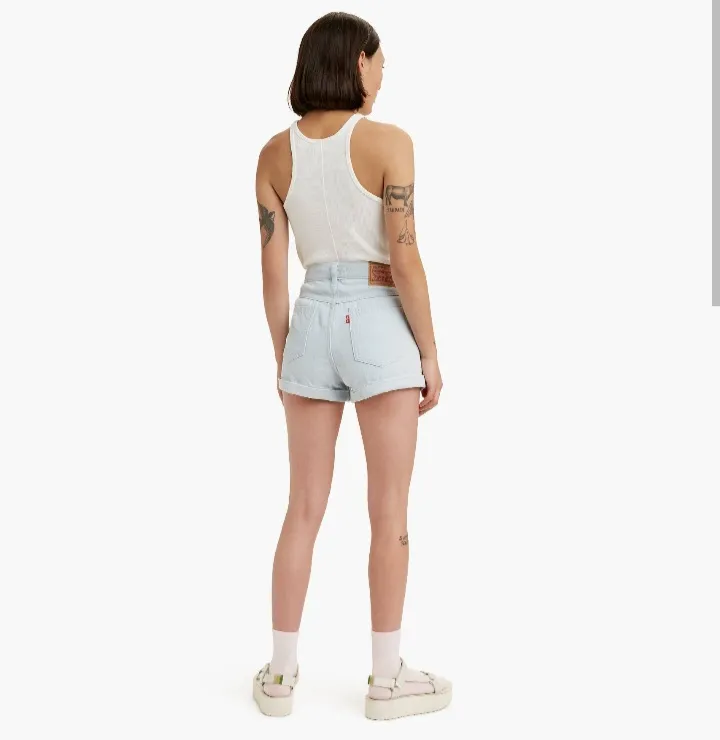 Short Levi's