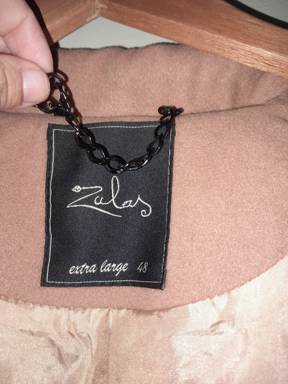 Campera A ≠ - Vista 5