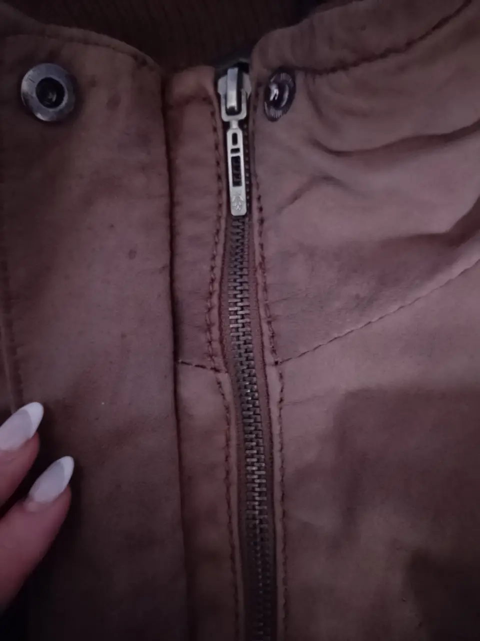 Campera Bershka - Vista 3
