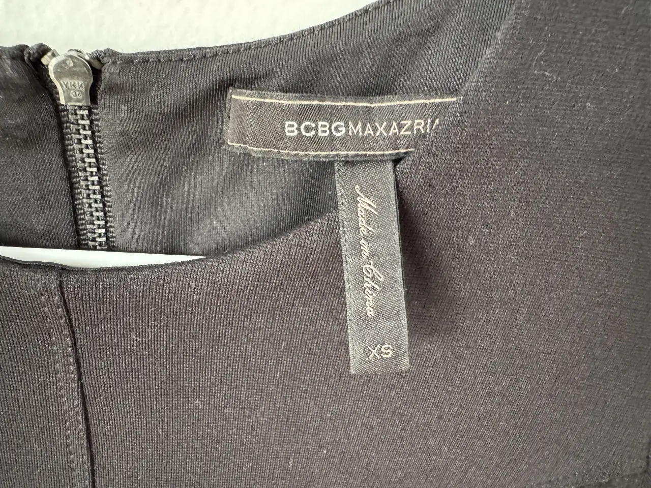 Blusa BCBGMAXAZRIA - Vista 2