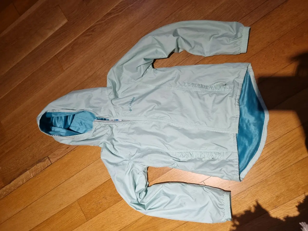 Campera Columbia - Vista 4
