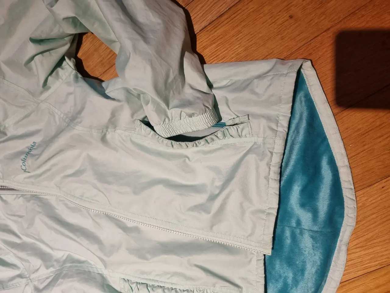 Campera Columbia - Vista 5