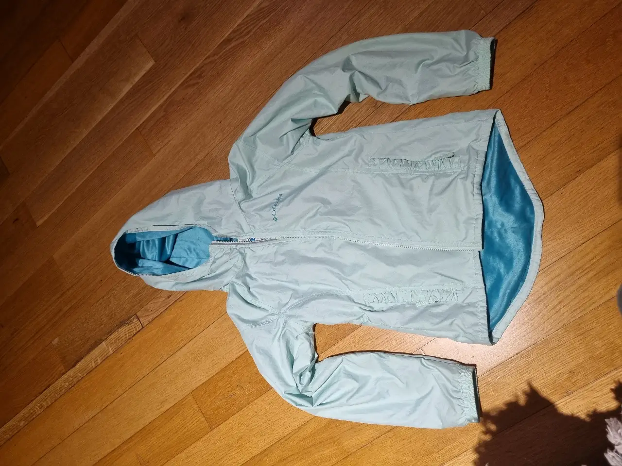 Campera Columbia - Vista 6