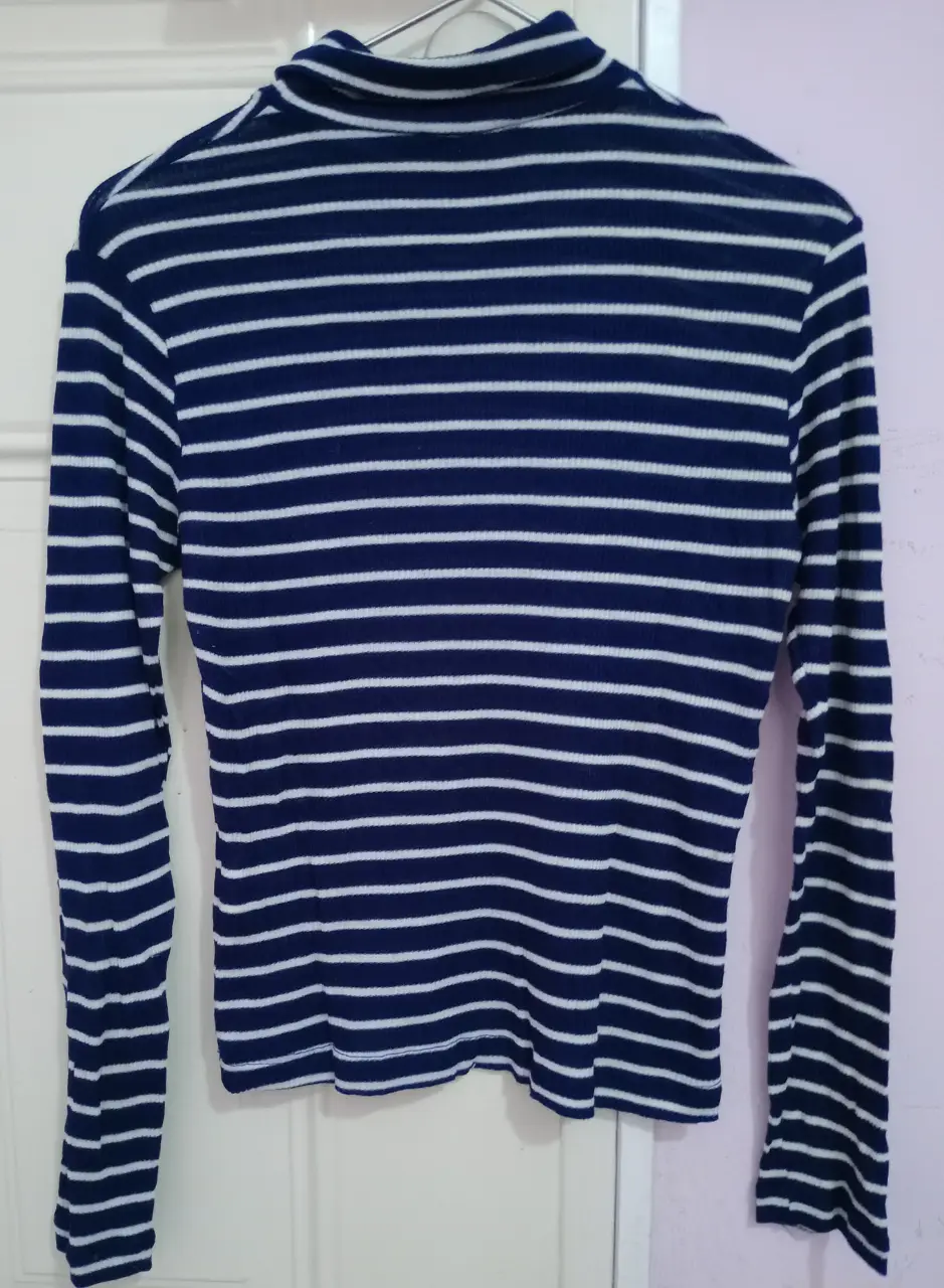 Remera Koxis - Vista 2