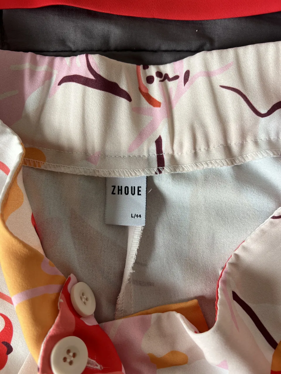 Short Zhoue - Vista 3