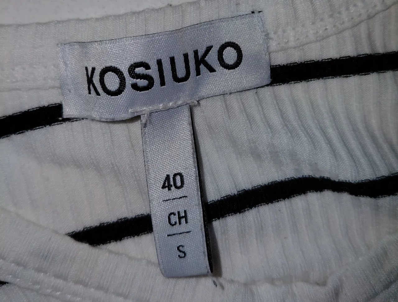 Musculosa Kosiuko - Vista 2