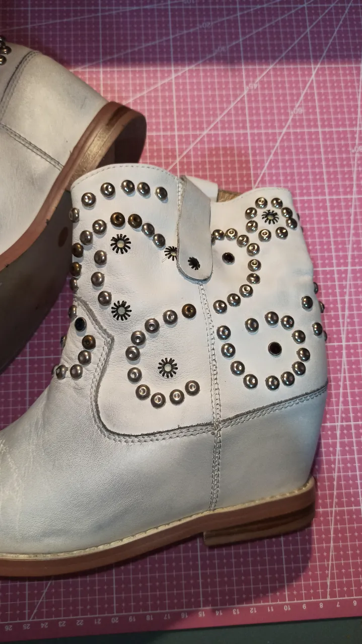 Borcegos Sarkany - Vista 3