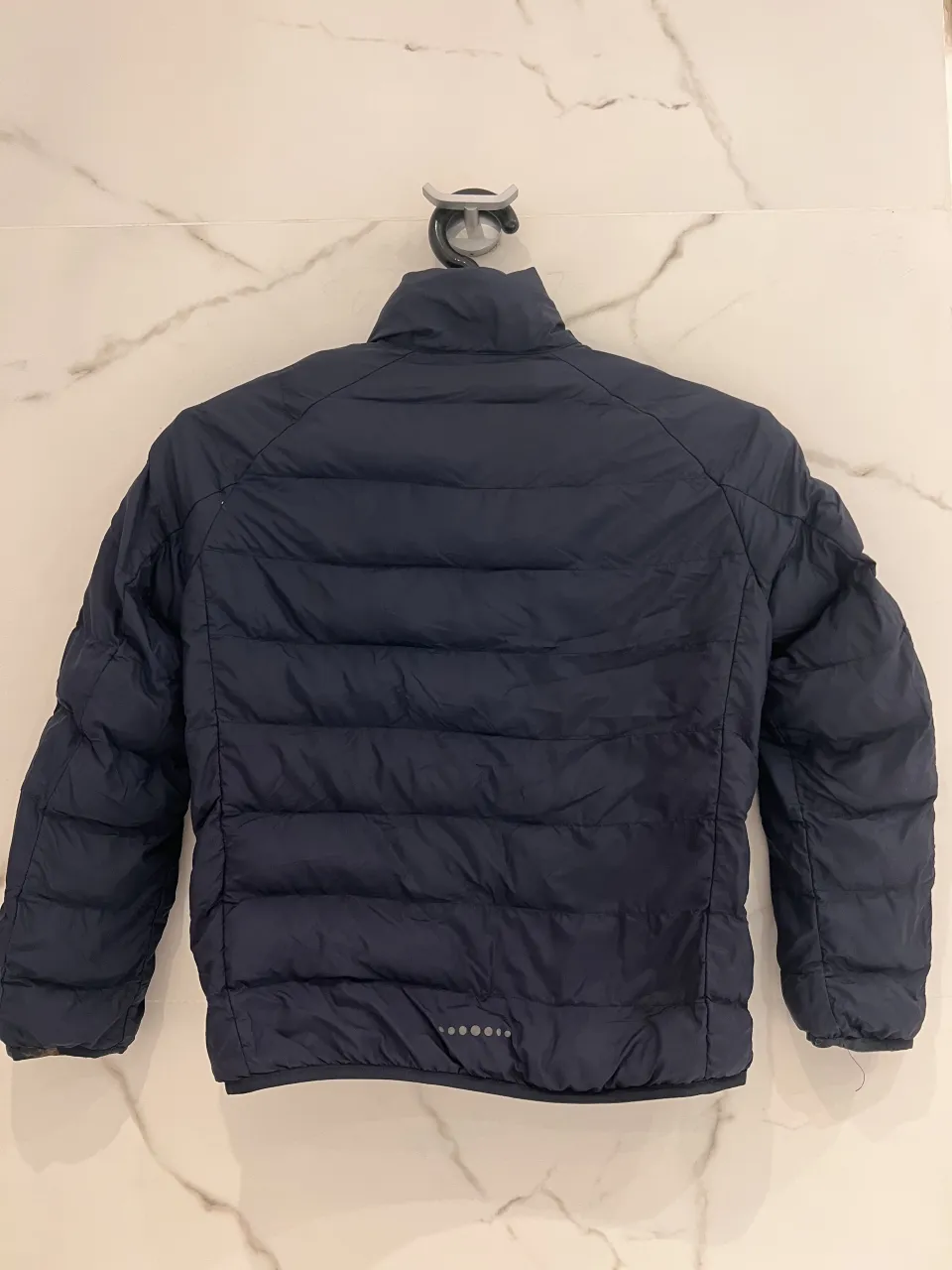 Campera de plumas Uniqlo - Vista 2