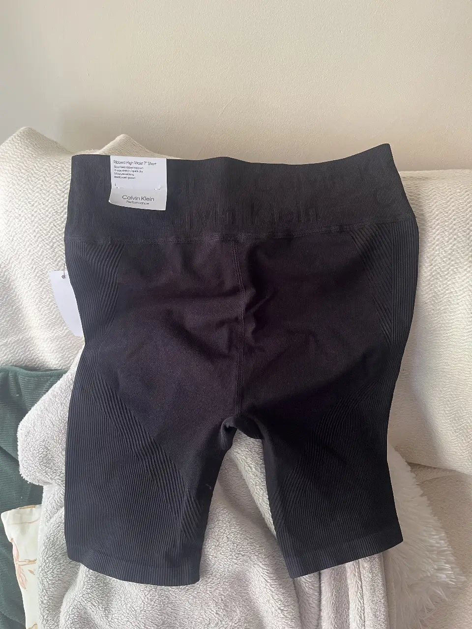 Short Calvin Klein - Vista 2