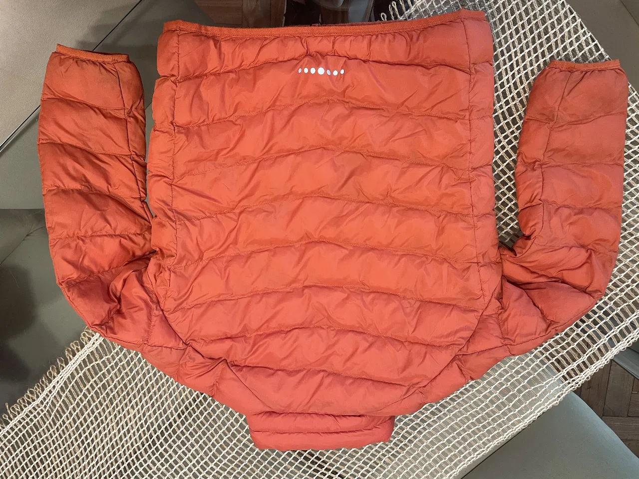 Campera de plumas Uniqlo - Vista 3