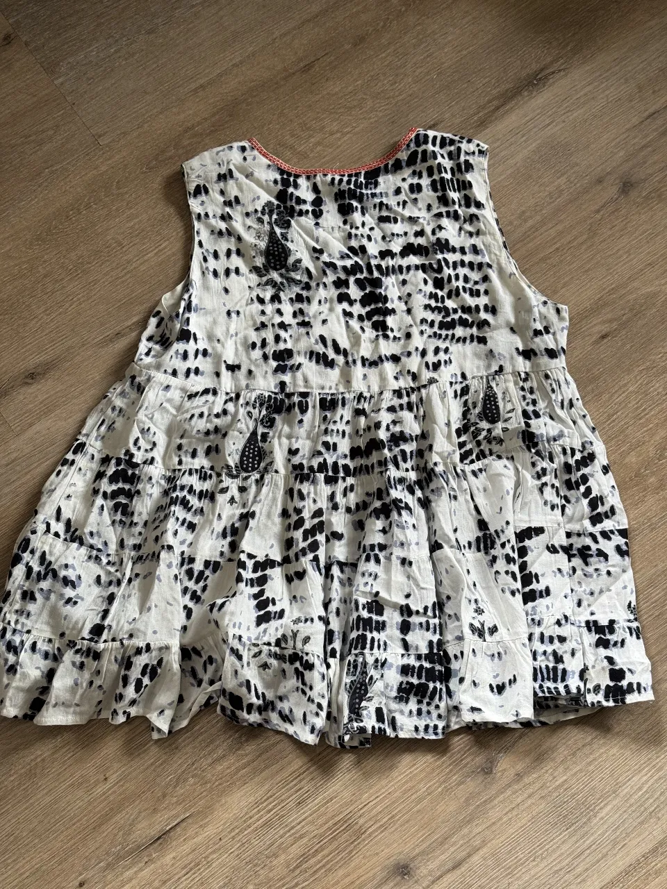 Chaleco Indian style - Vista 3