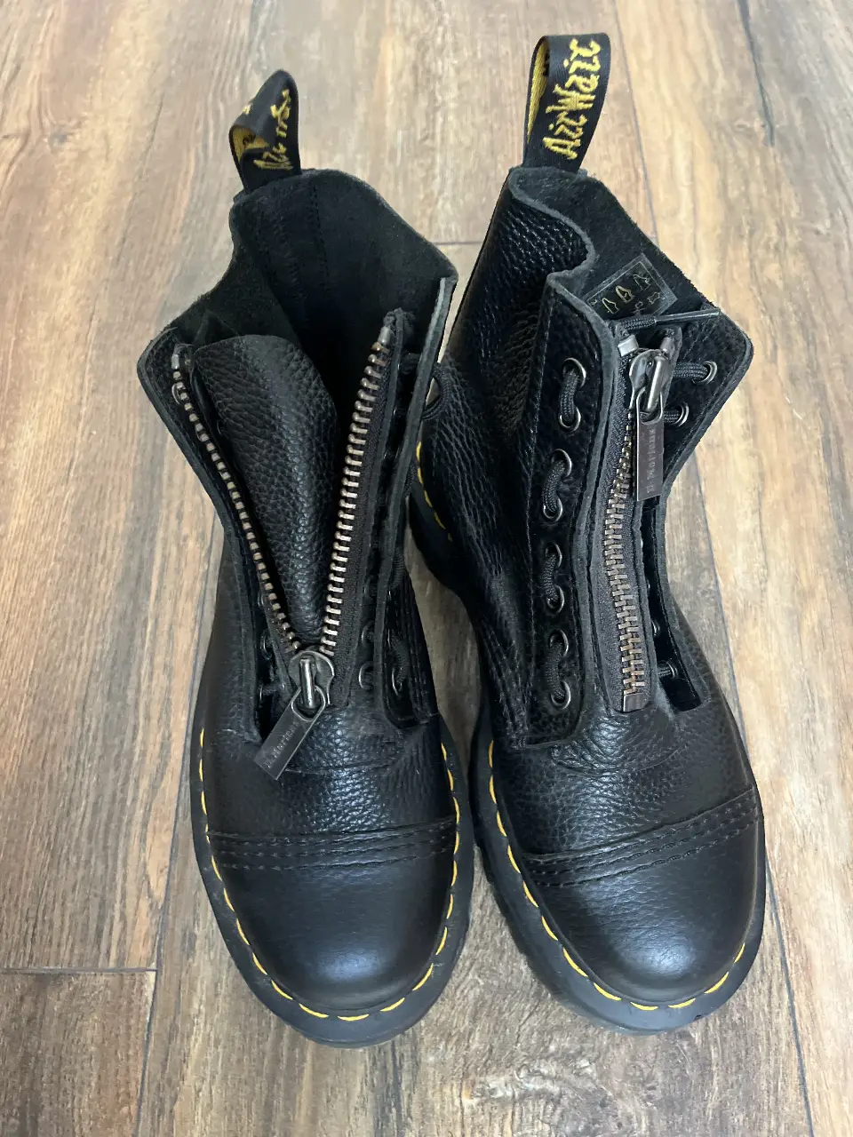 Botines Dr. Martens - Vista 2