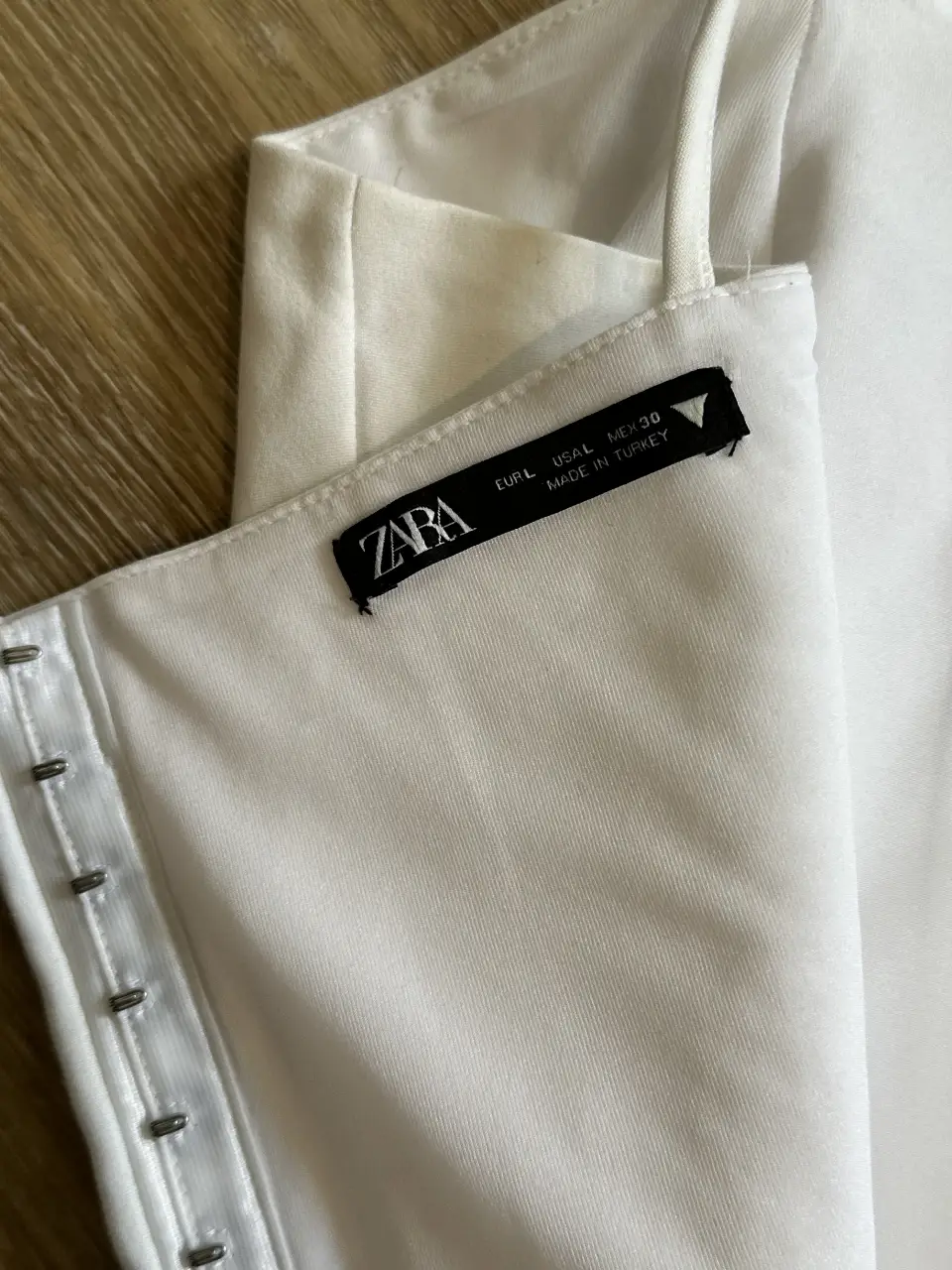 Top Zara - Vista 3