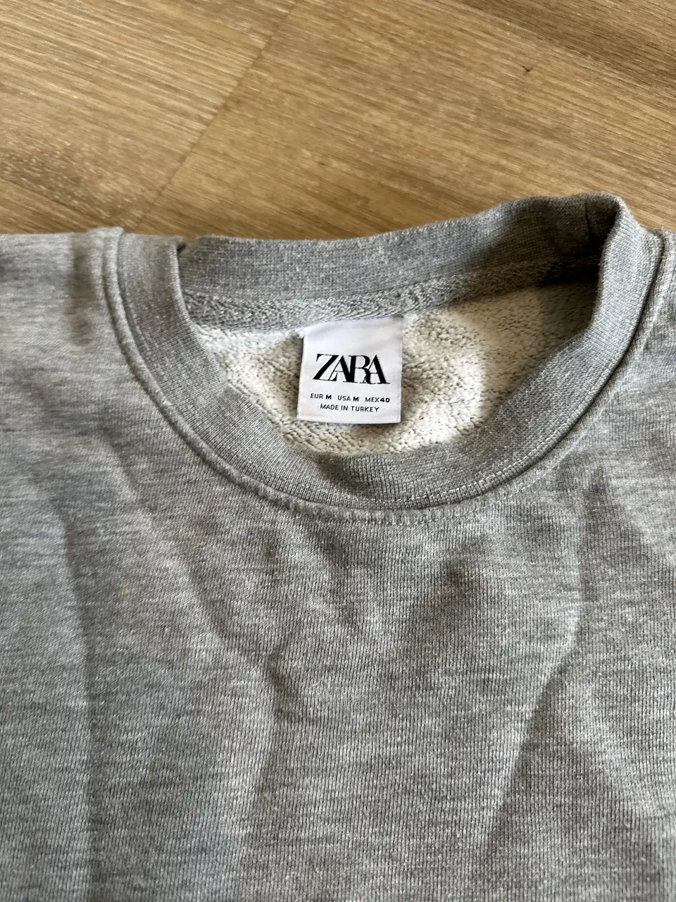 Buzo Zara - Vista 2