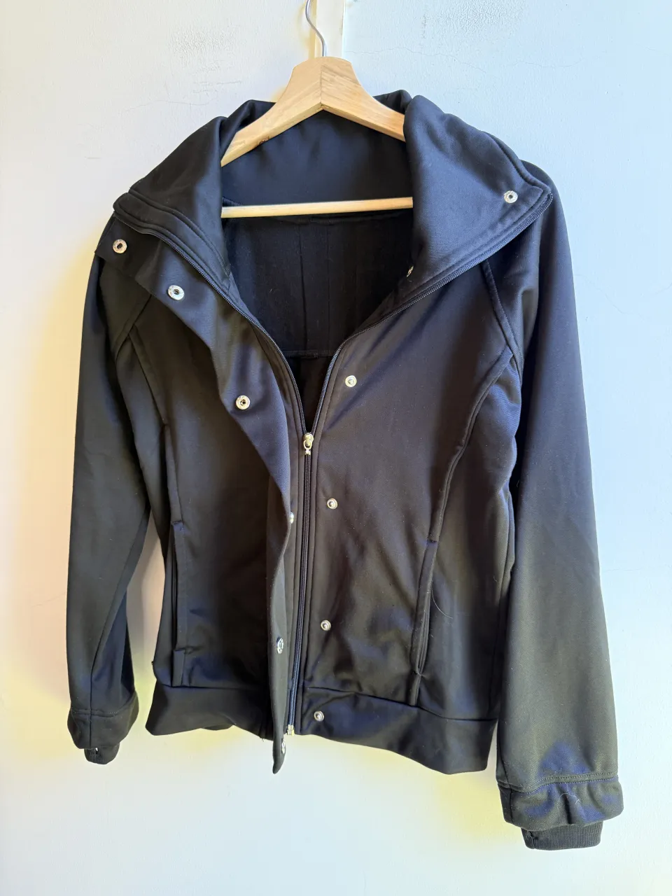 Campera Punto 1 - Vista 2