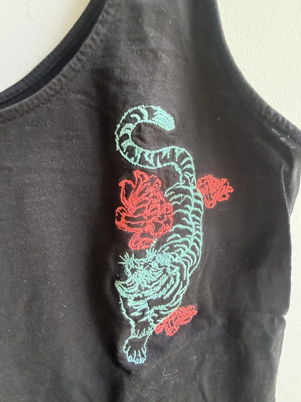 Musculosa Uma - Vista 2