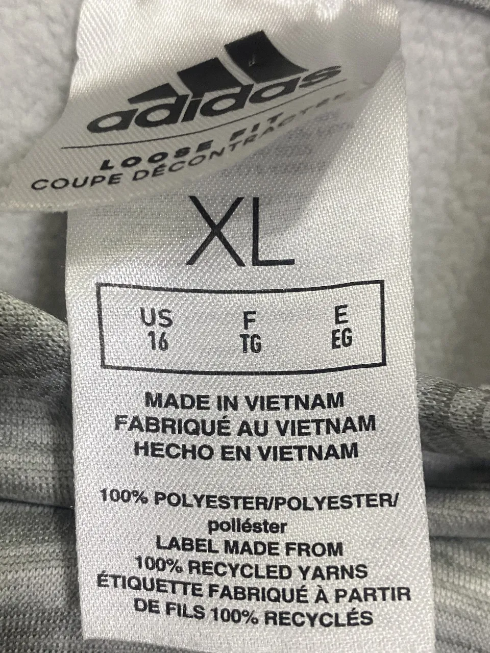 Buzo adidas - Vista 3