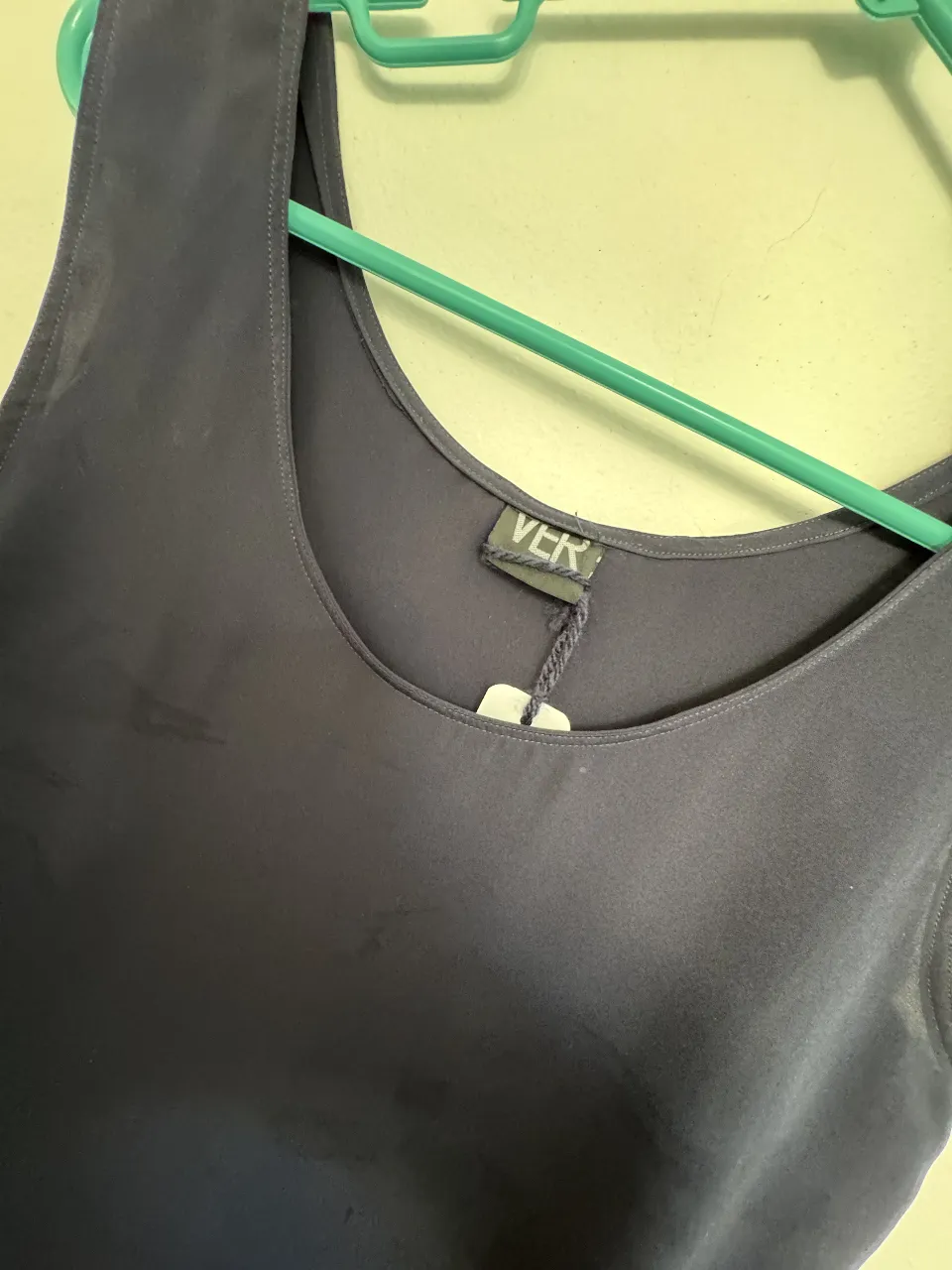Musculosa Otra - Vista 3