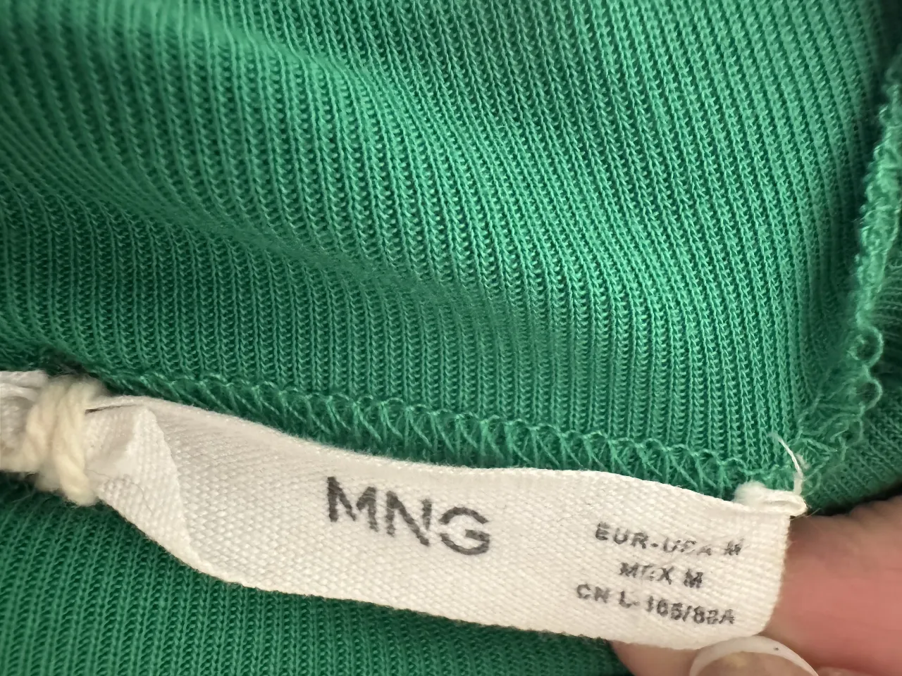 Remera MNG - Vista 3
