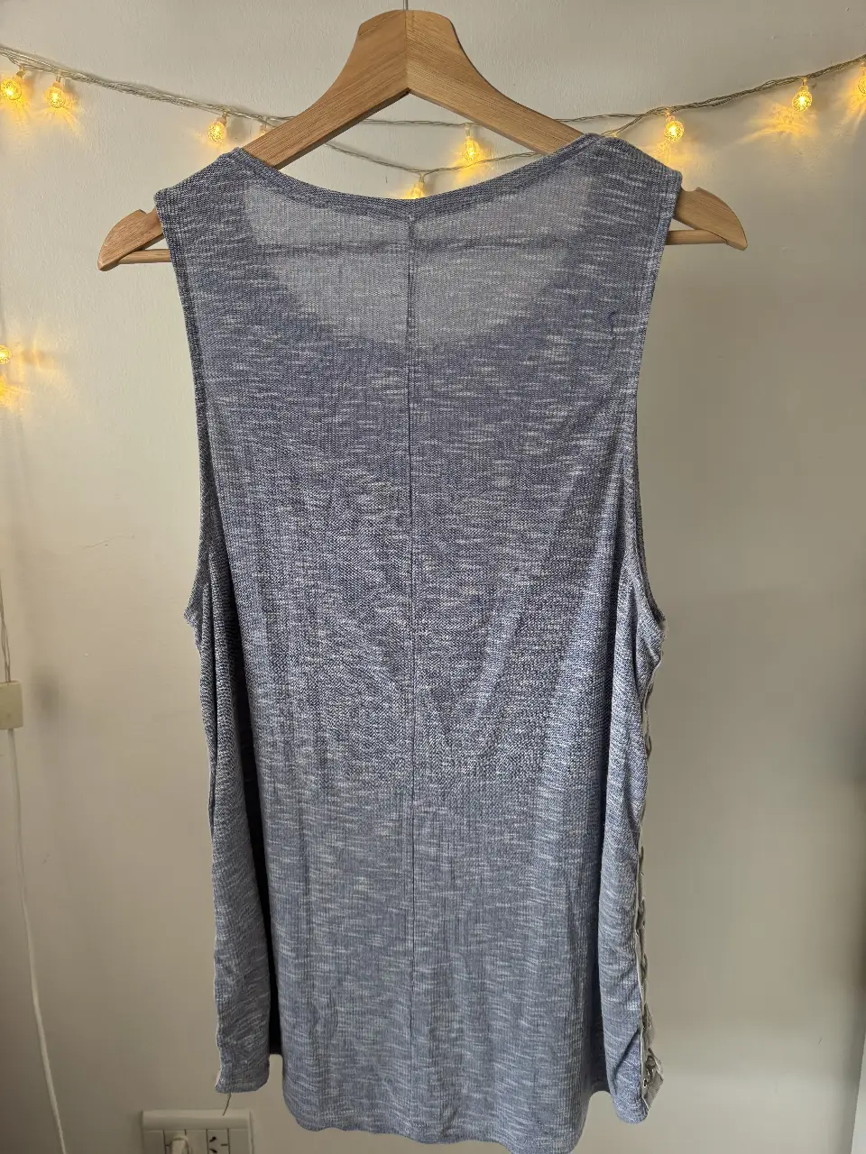 Musculosa Otra - Vista 2