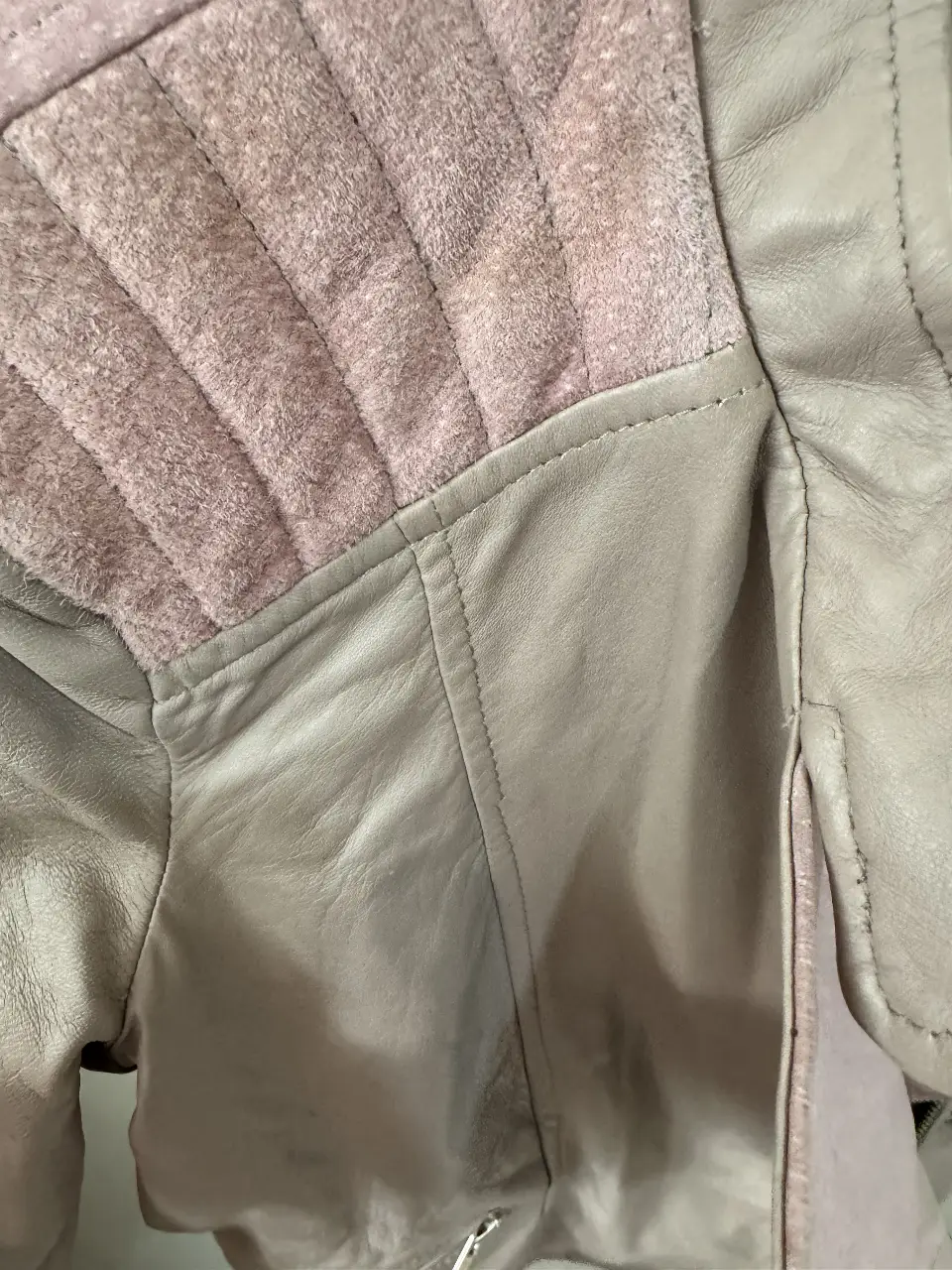 Campera Otra - Vista 4