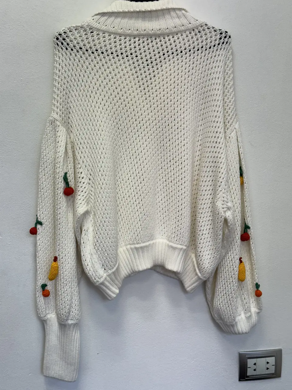 Sweater FARM - Vista 2