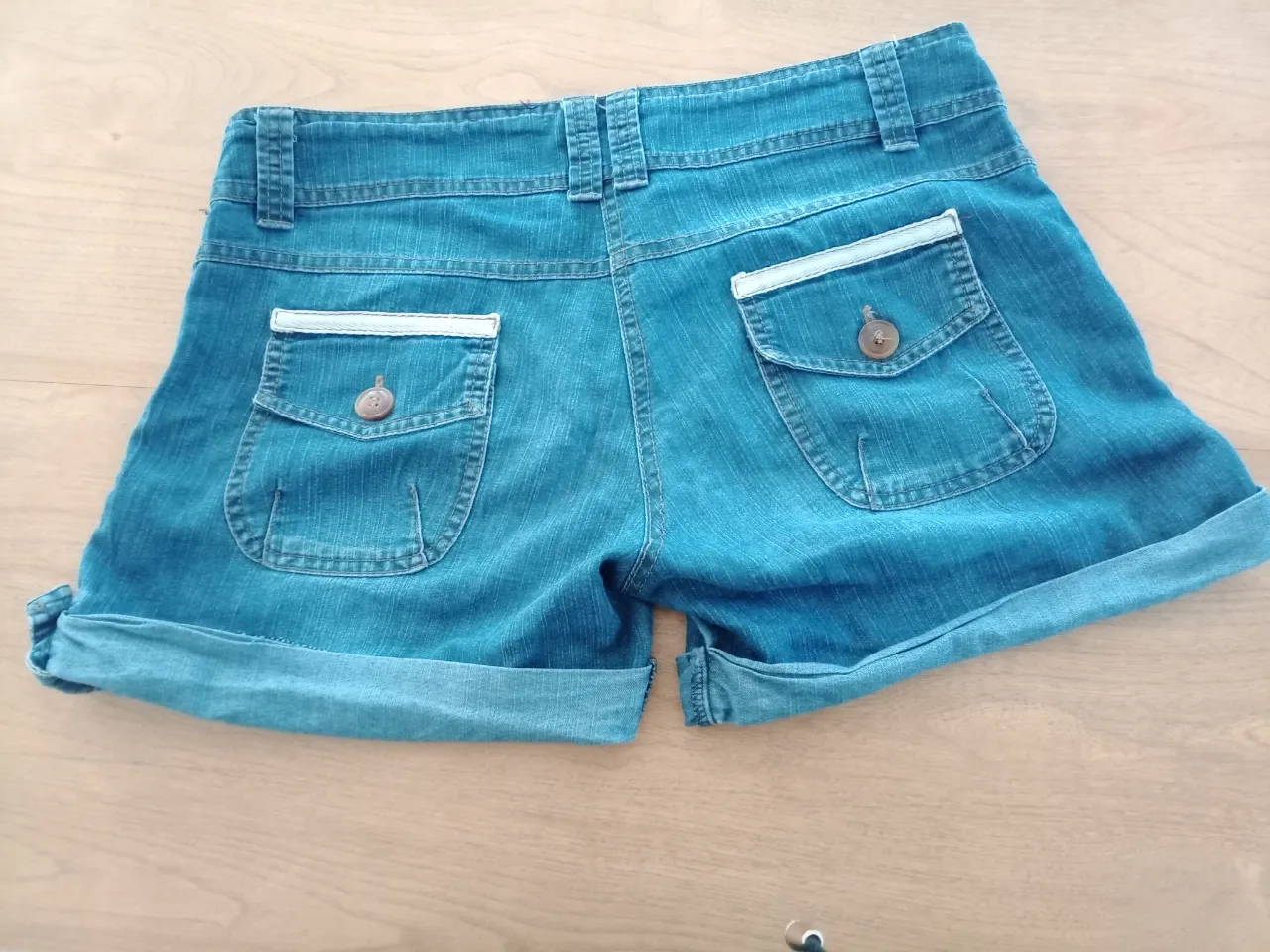 Short Kamkyl - Vista 3