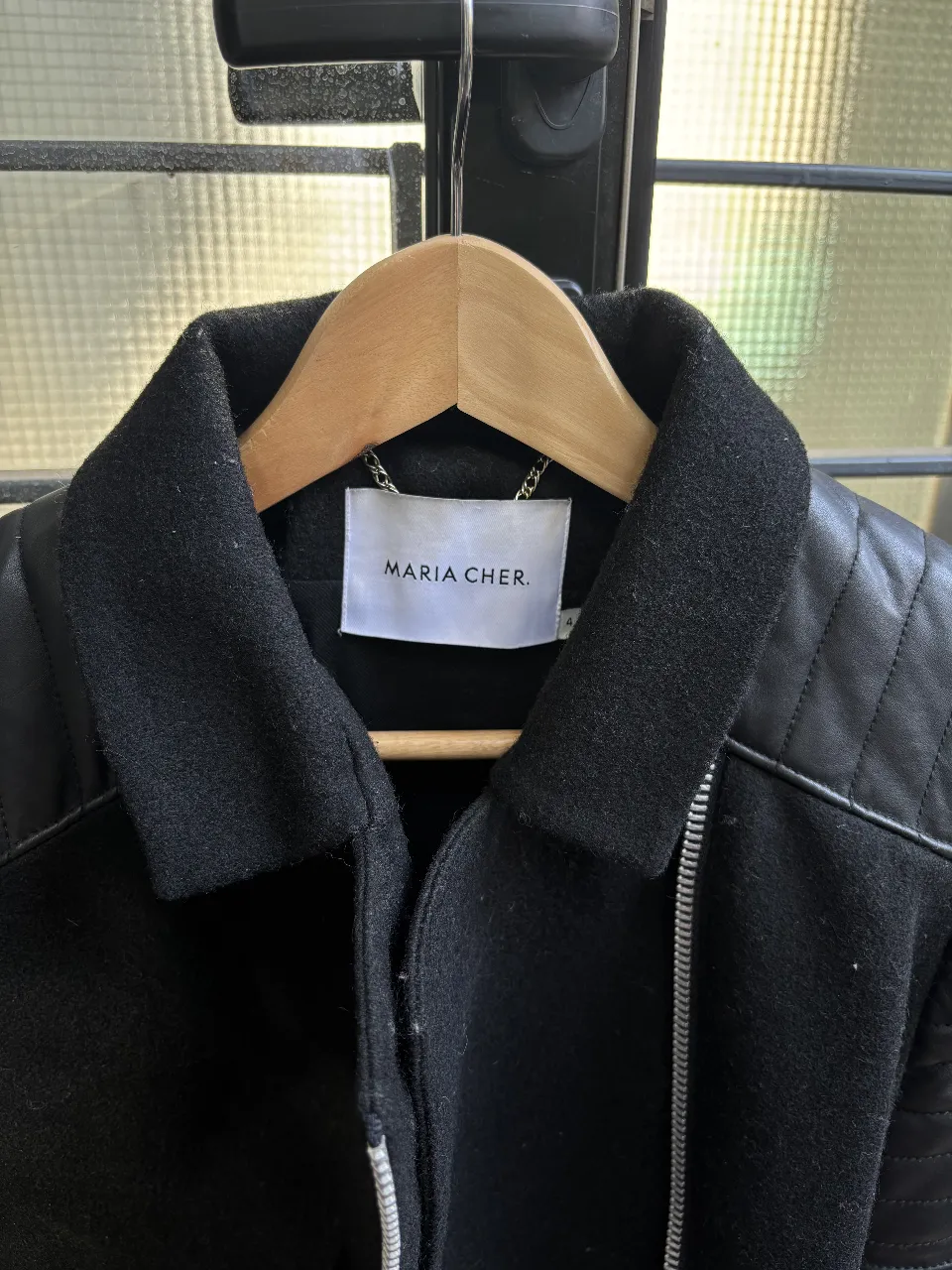 Campera Maria Cher - Vista 3