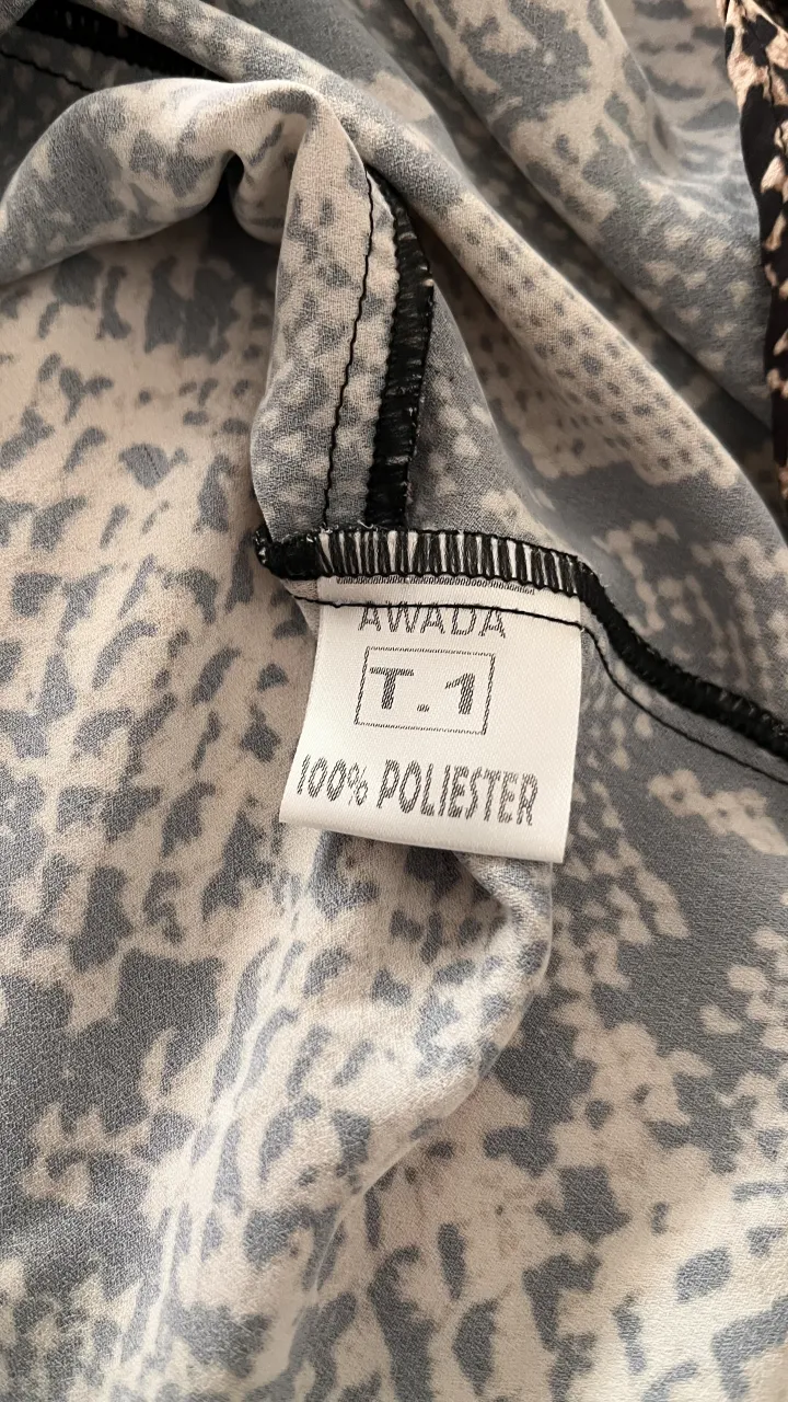 Blusa Awada - Vista 4