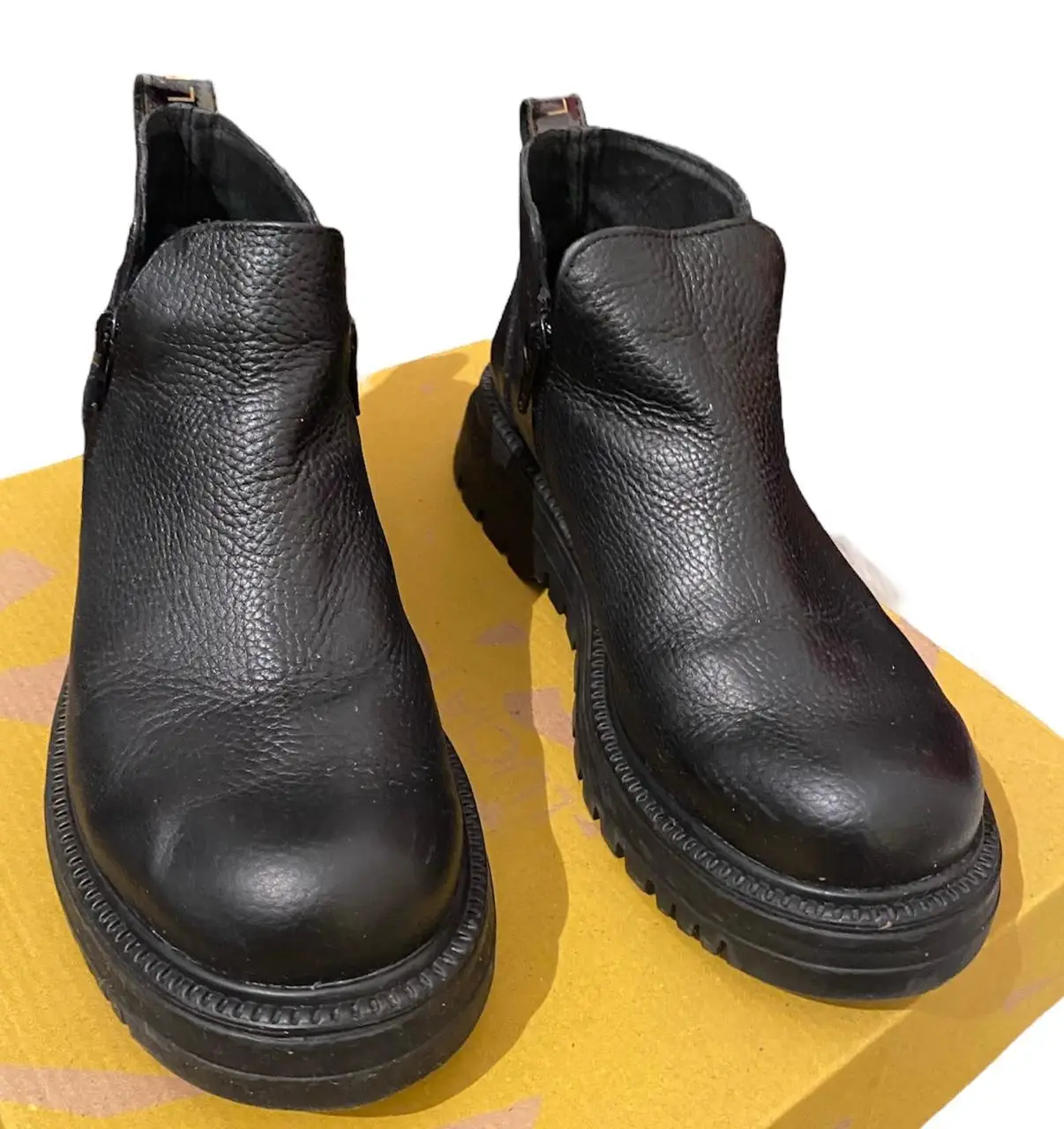 Botas Otra - Vista 2