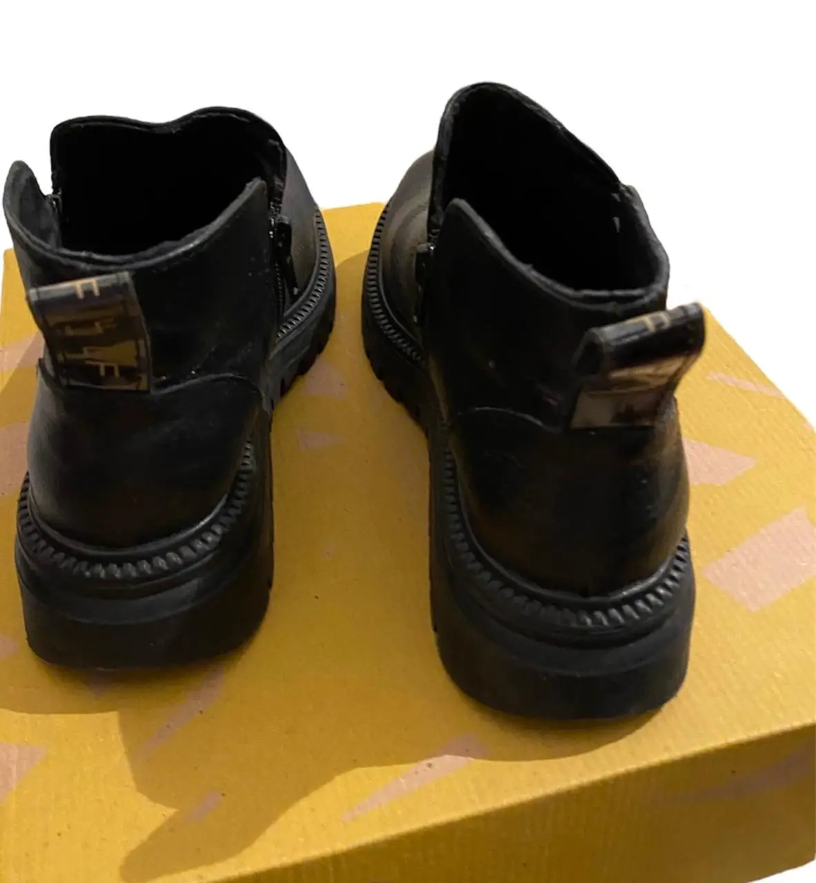 Botas Otra - Vista 3