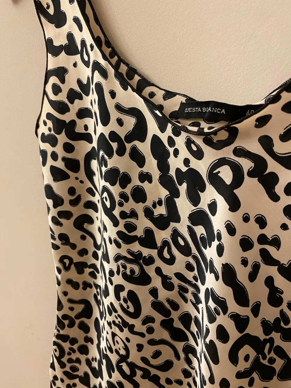 Musculosa Cuesta Blanca - Vista 2