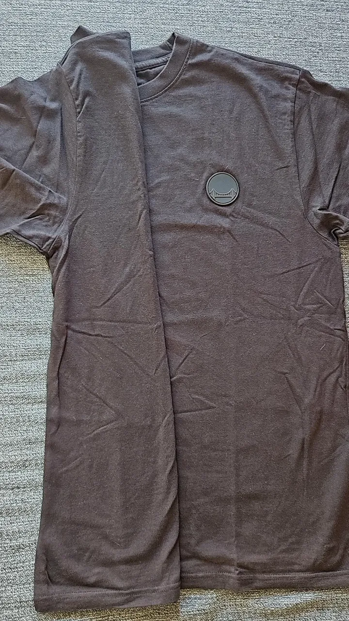 Remera Public supplic