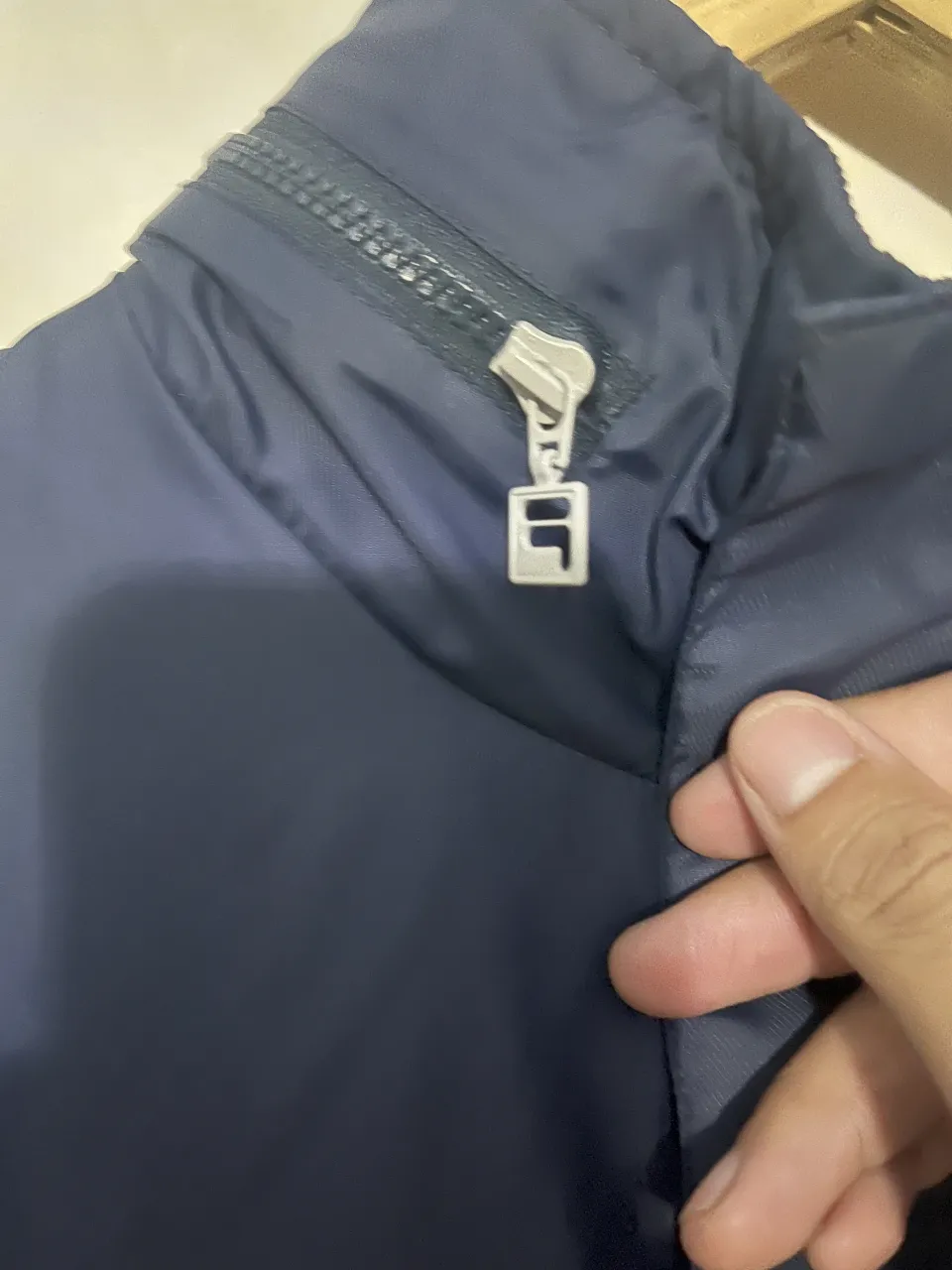 Campera Fila - Vista 4