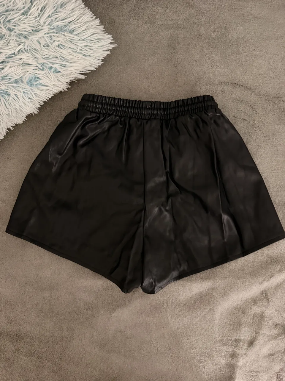 Short Charlotte russe - Vista 2