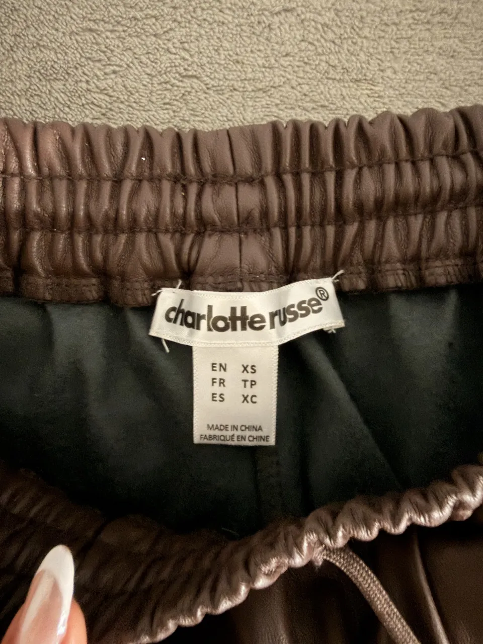 Short Charlotte russe - Vista 3