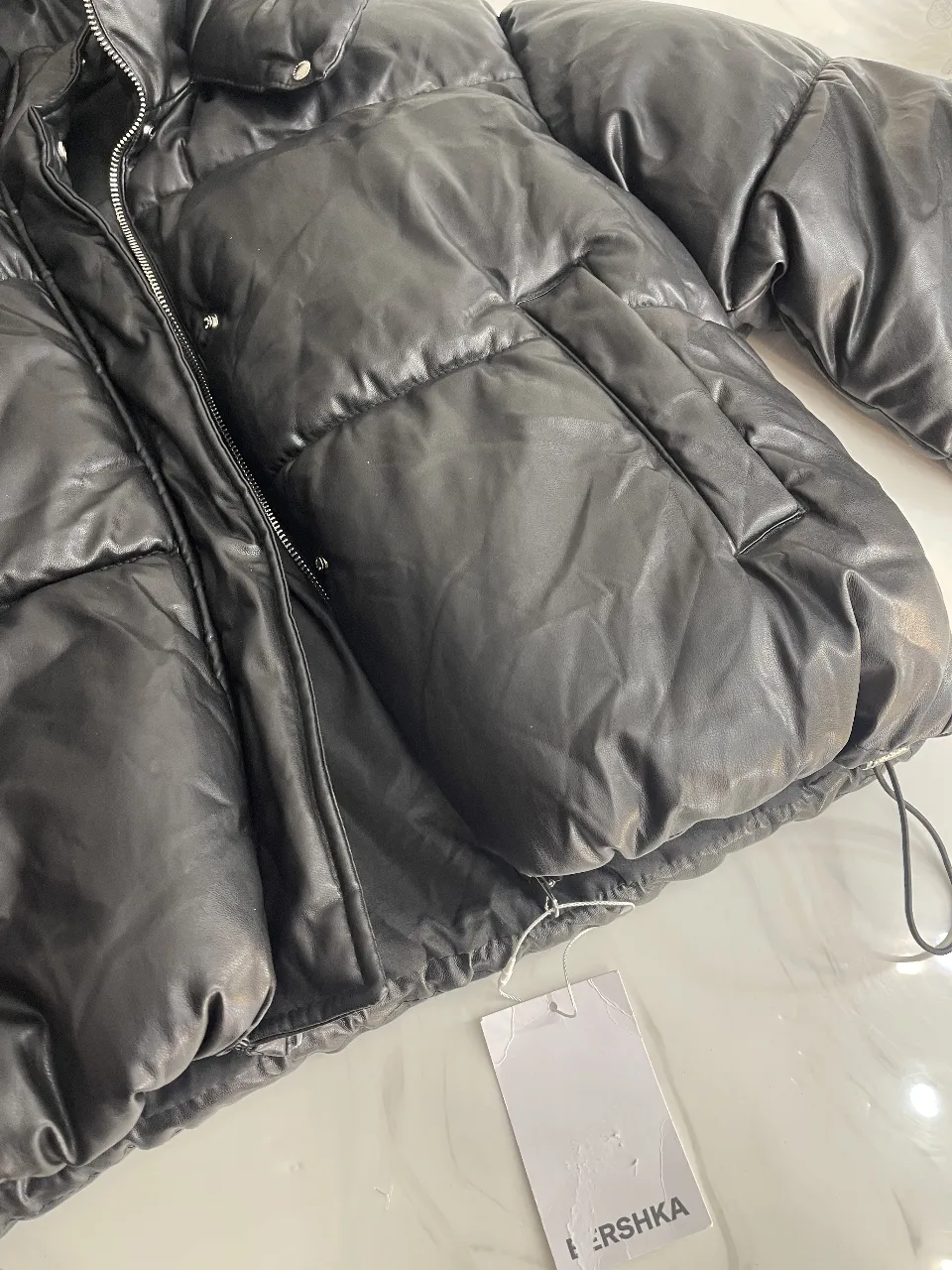 Campera Bershka - Vista 3