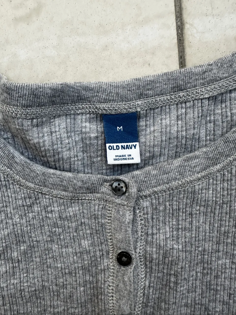 Remera Old Navy - Vista 2