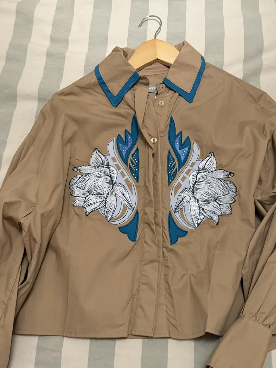 Camisa Justa Petra - Vista 3